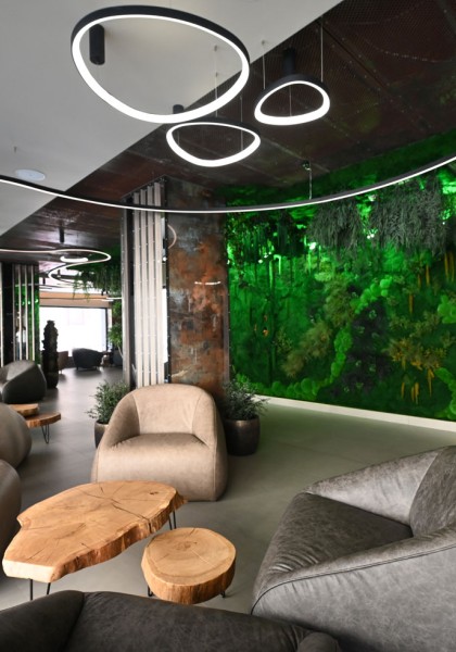 Aniroc Signature Hotel