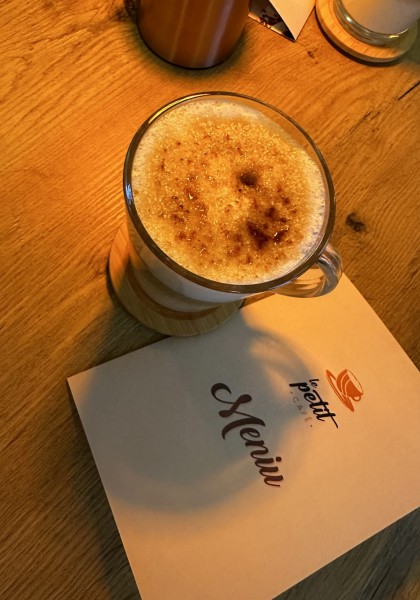 Le Petit Café