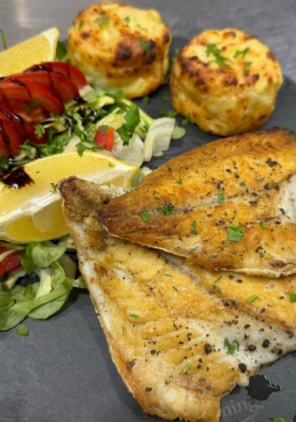 Boulevard Cafe